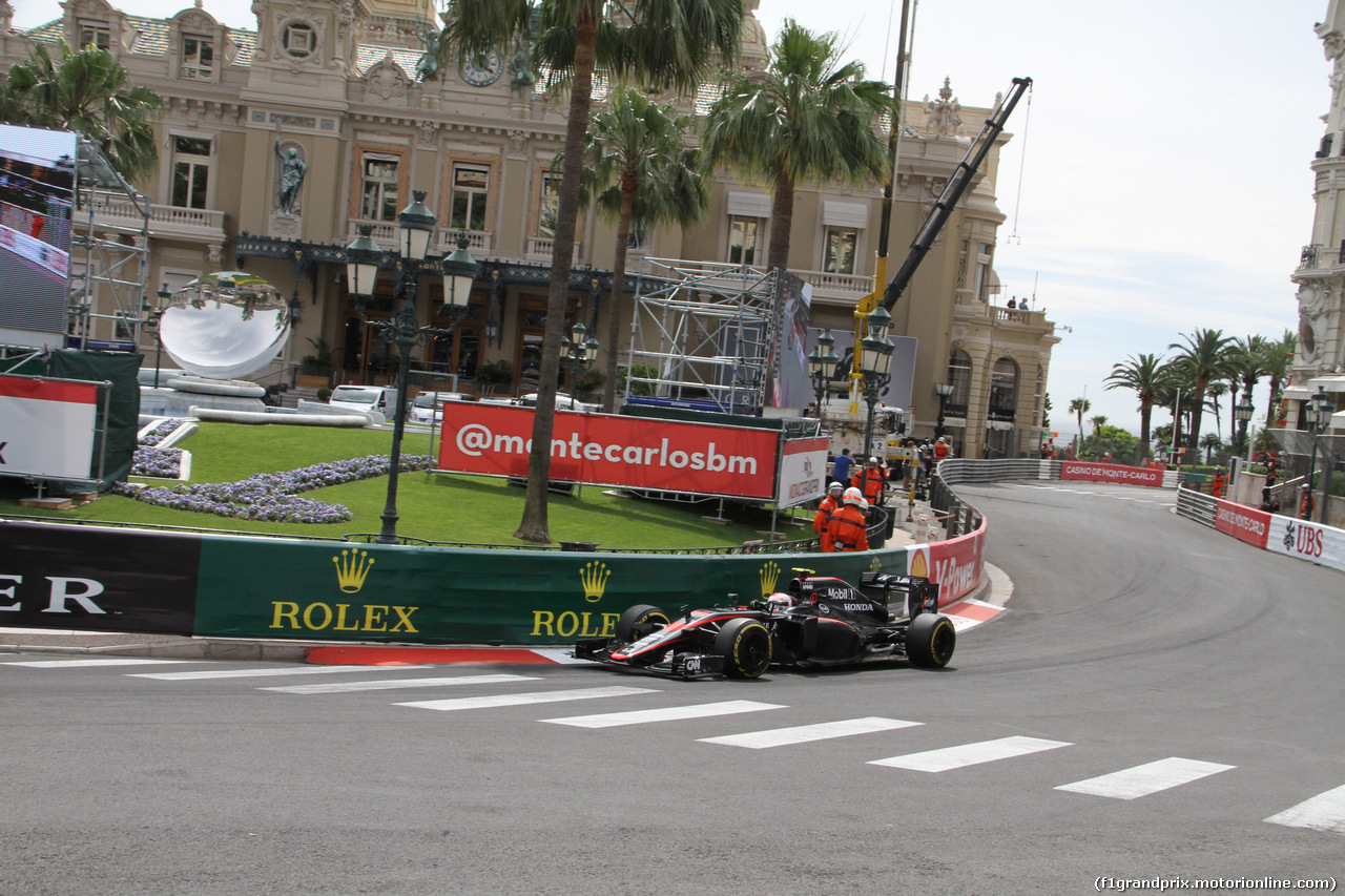 GP MONACO, 23.05.2015- Prove Libere 3, Jenson Button (GBR) McLaren Honda MP4-30