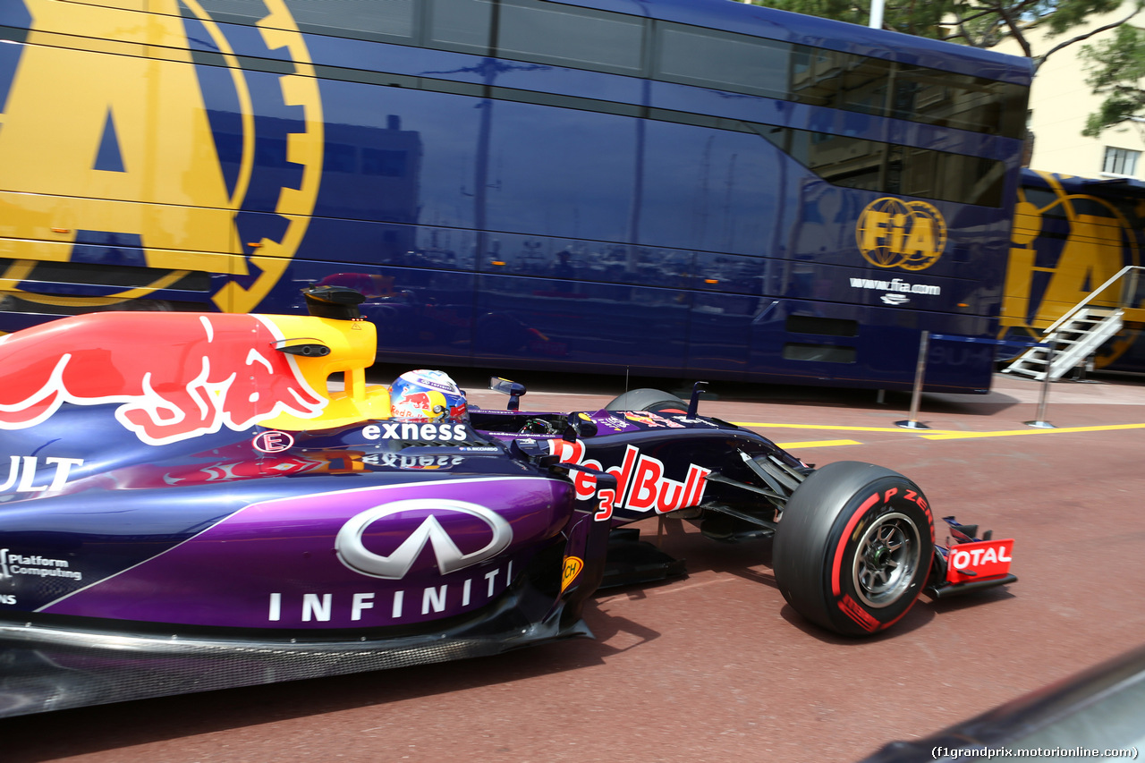 GP MONACO, 23.05.2015- Prove Libere 3, Daniel Ricciardo (AUS) Red Bull Racing RB11
