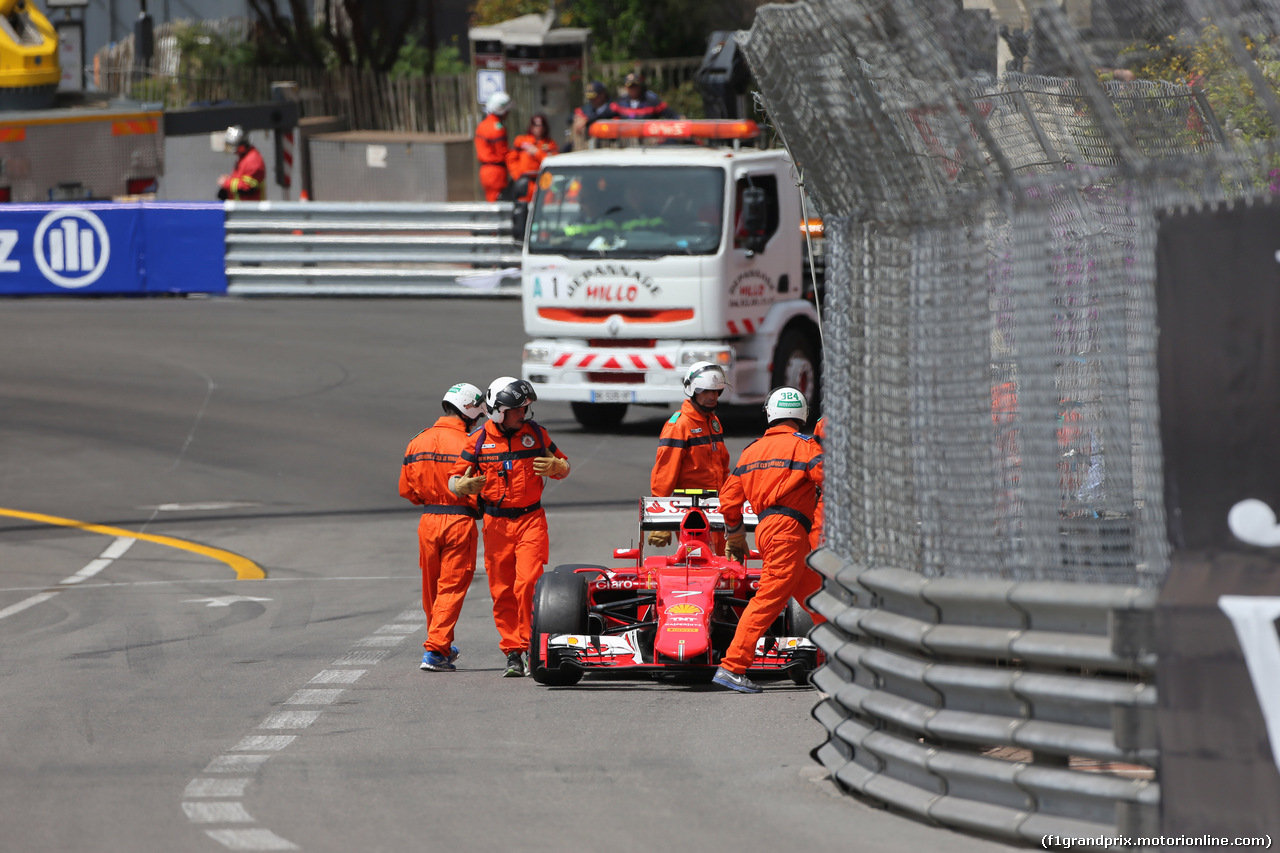 GP MONACO, 23.05.2015- Prove Libere 3, Kimi Raikkonen (FIN) Ferrari SF15-T after the crash