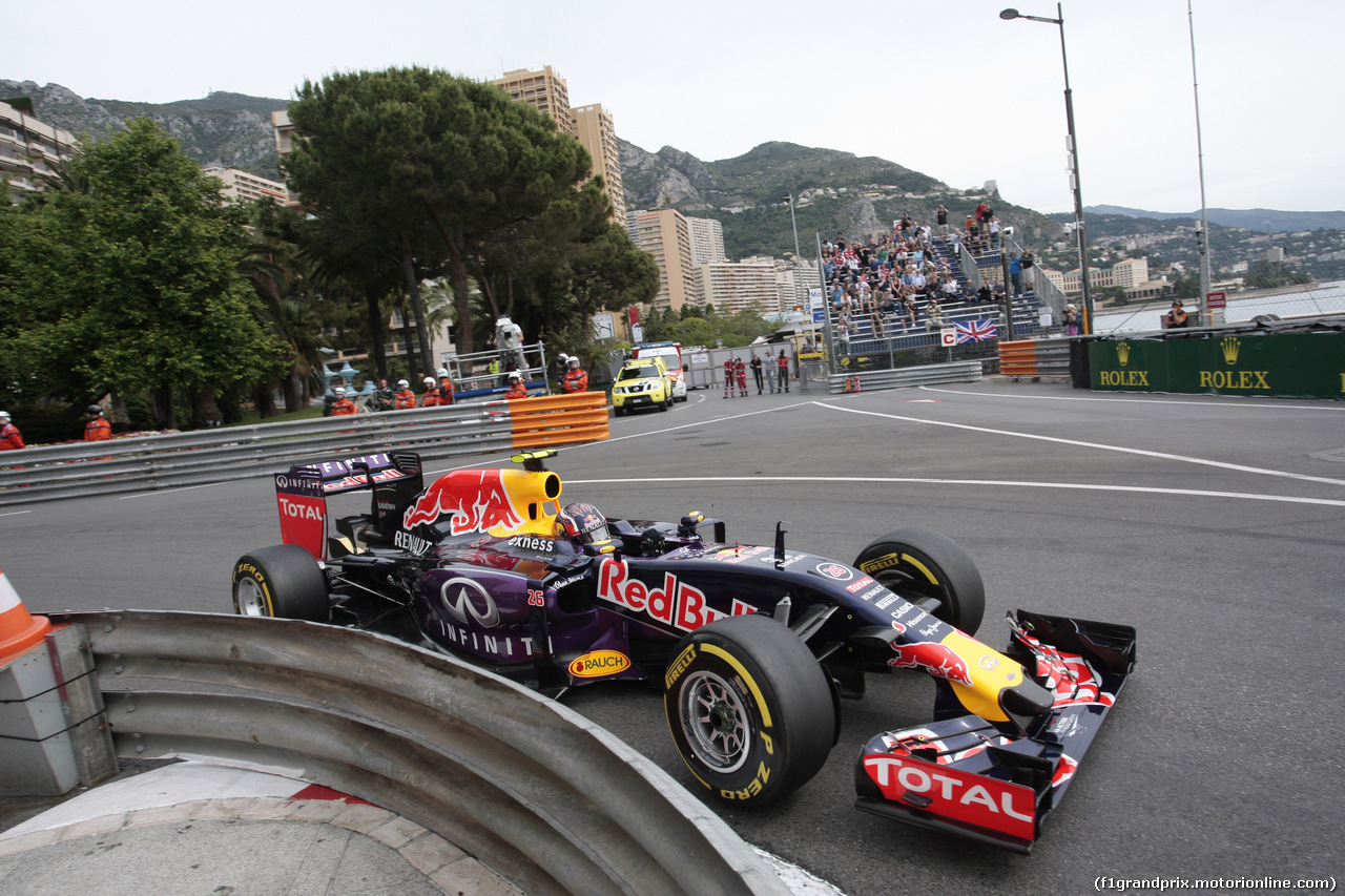 GP MONACO, 23.05.2015- Prove Libere 3, Daniil Kvyat (RUS) Red Bull Racing RB11
