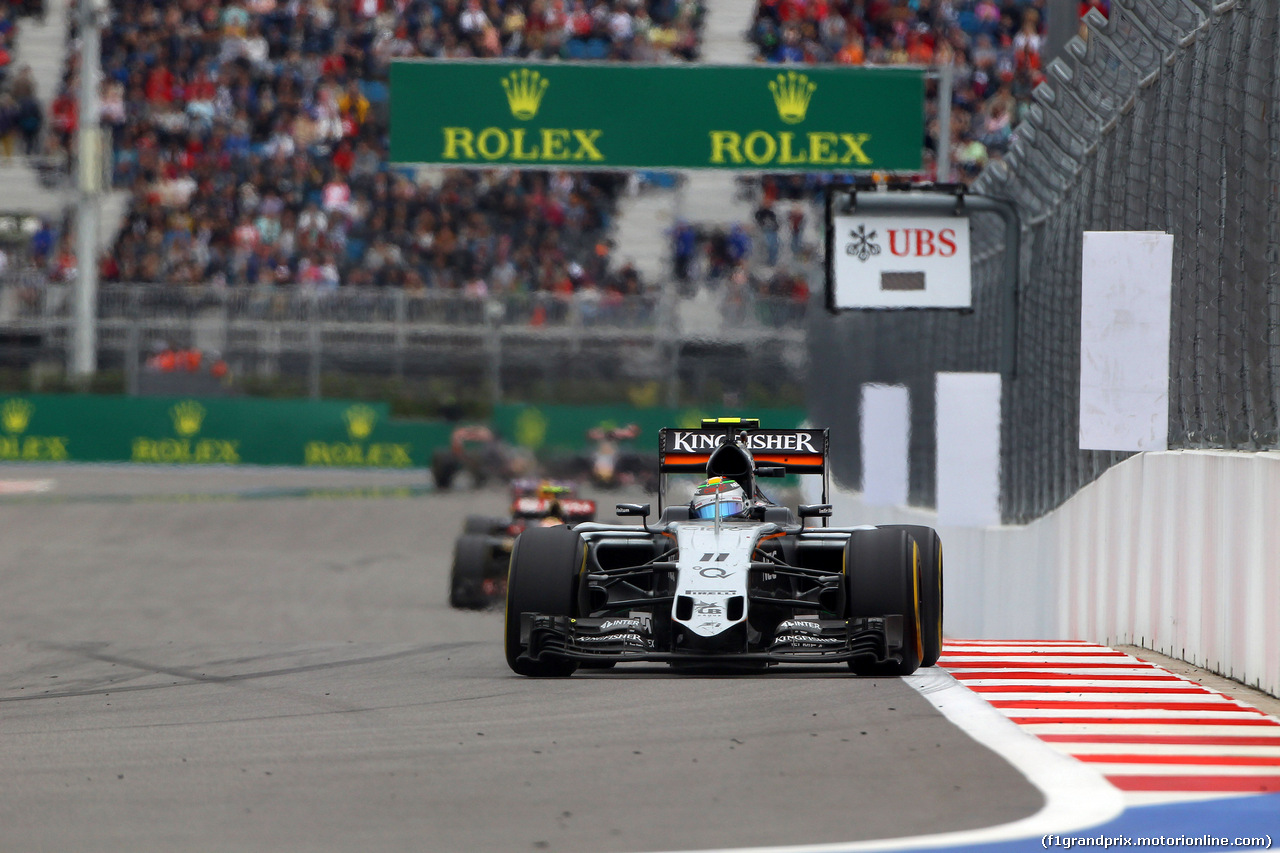 GP RUSSIA, 11.10.2015 - Gara, Sergio Perez (MEX) Sahara Force India F1 VJM08