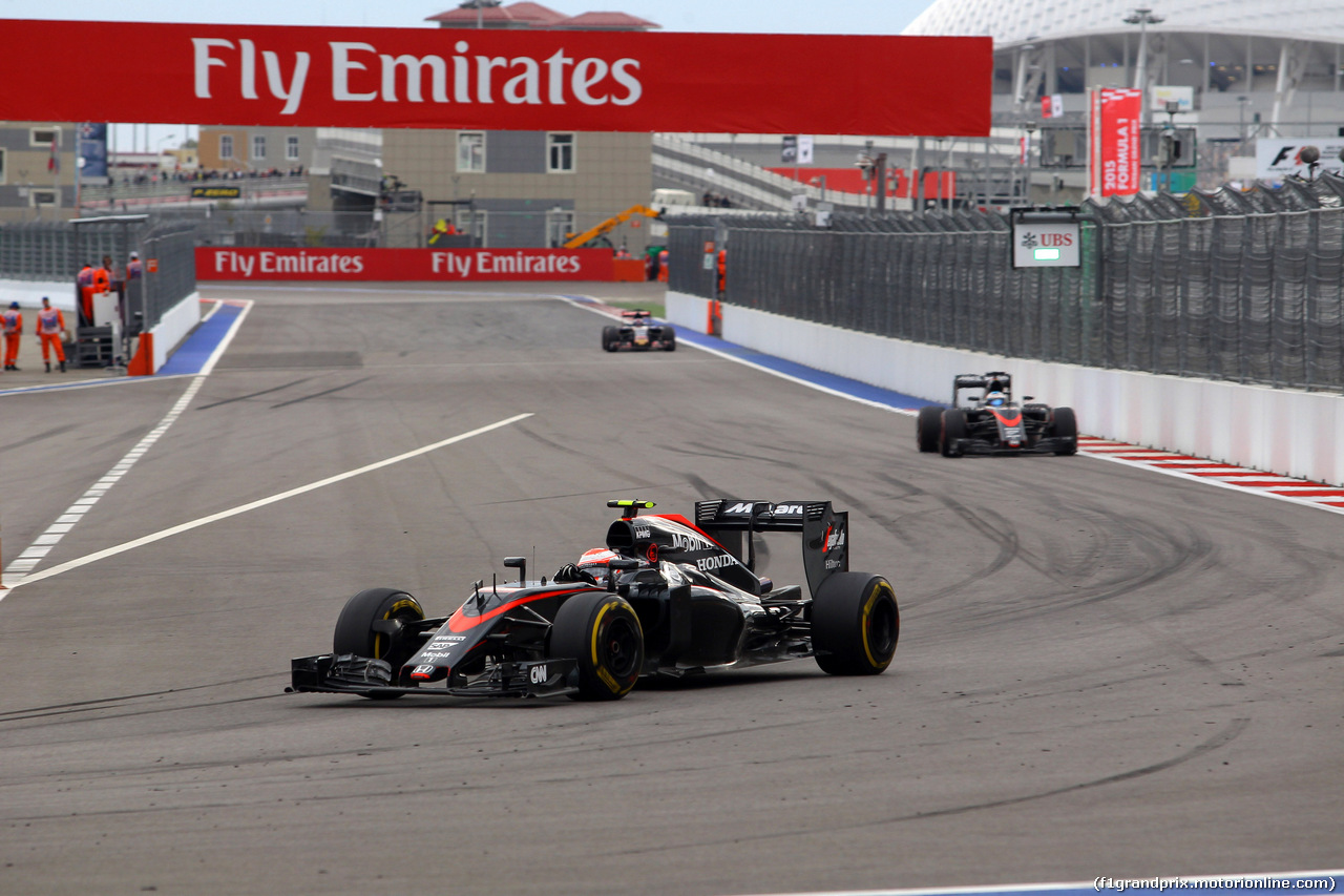 GP RUSSIA, 11.10.2015 - Gara, Jenson Button (GBR)  McLaren Honda MP4-30.