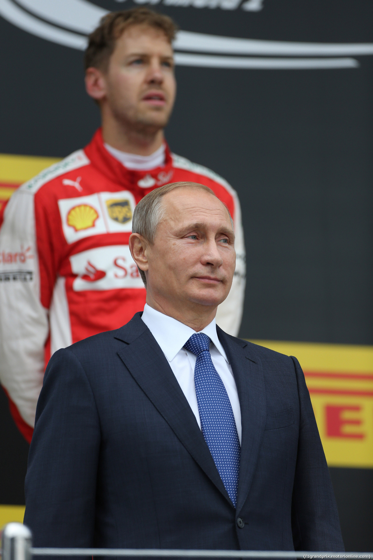 GP RUSSIA, 11.10.2015 - Gara, Vladimir Putin (RUS) Russian Federation President e Sebastian Vettel (GER) Ferrari SF15-T