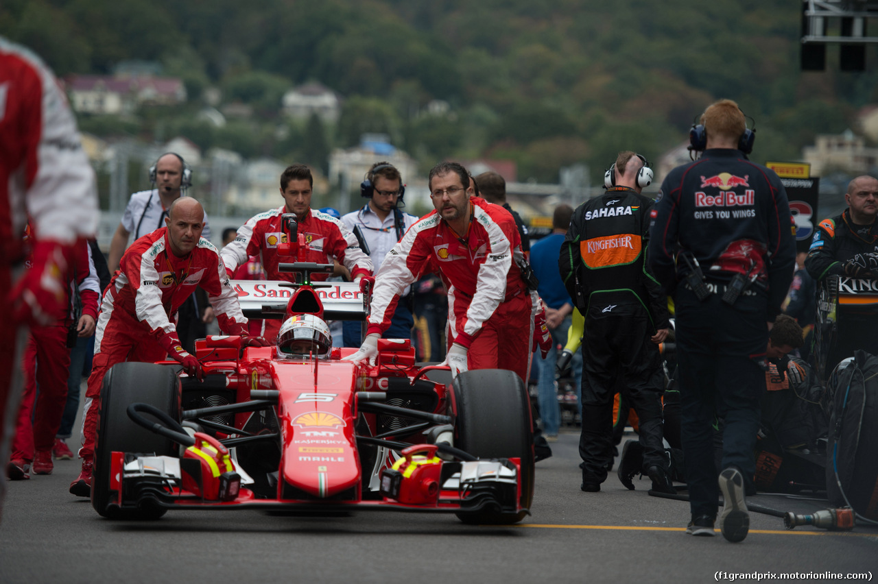 GP RUSSIA, 11.10.2015 - Gara, Sebastian Vettel (GER) Ferrari SF15-T