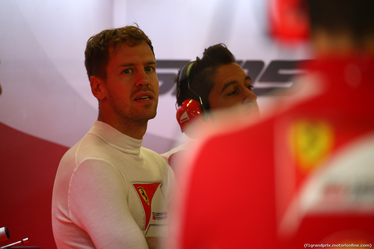 GP RUSSIA, 10.10.2015 - Prove Libere 3, Sebastian Vettel (GER) Ferrari SF15-T