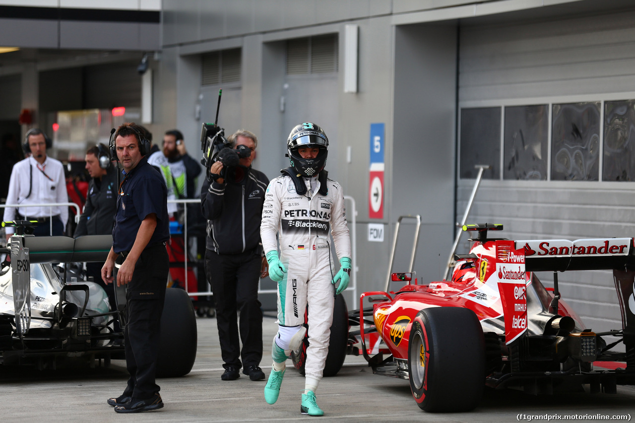 GP RUSSIA, 10.10.2015 -  Qualifiche, Nico Rosberg (GER) Mercedes AMG F1 W06 pole position