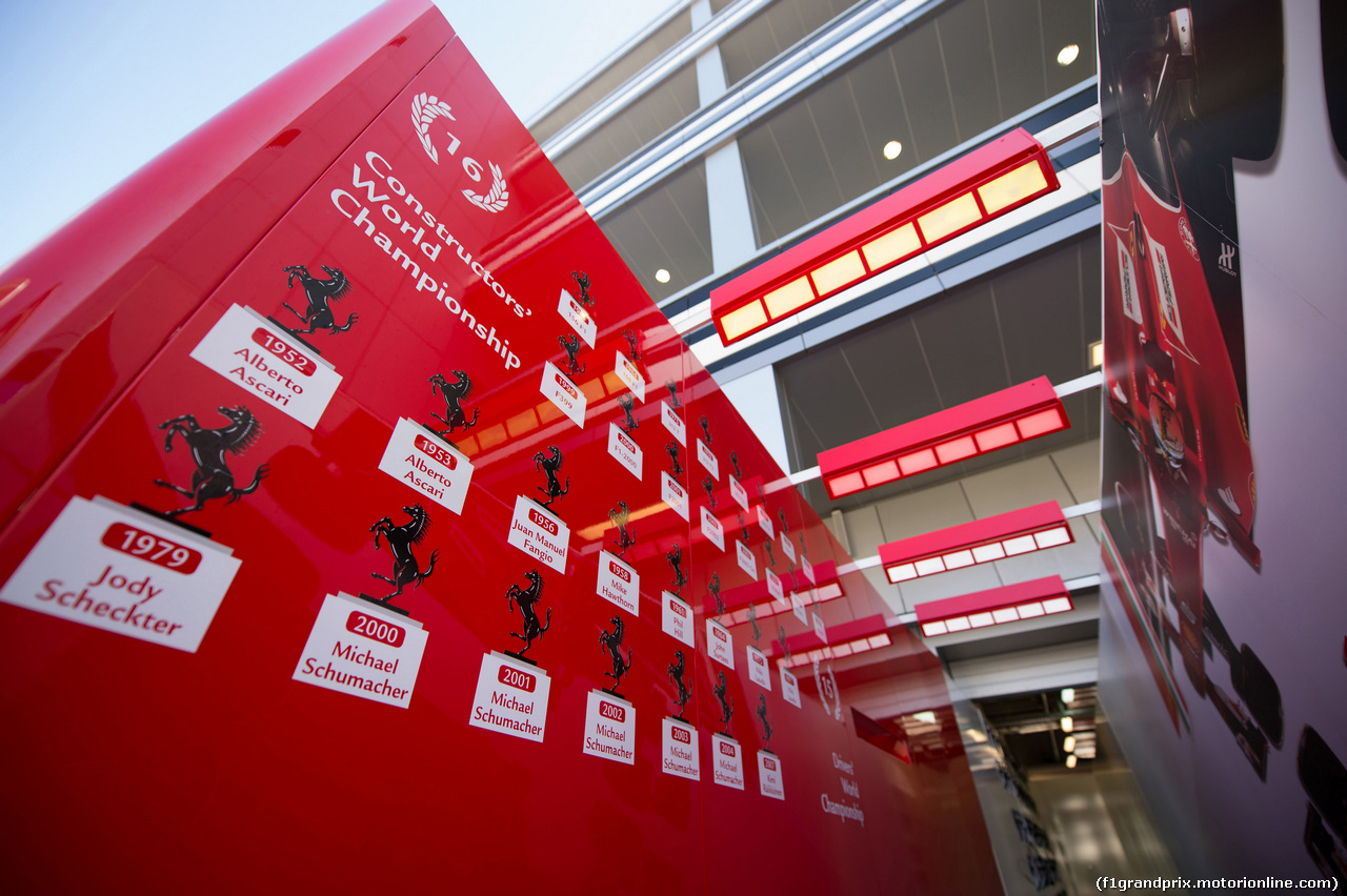 GP RUSSIA, 08.10.2015 - Ferrari box