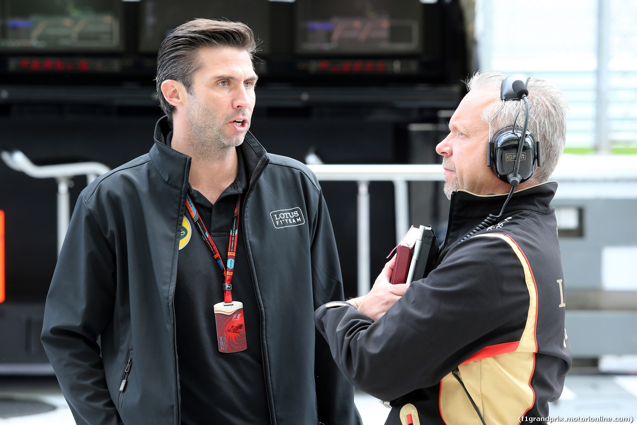 GP RUSSIA, 09.10.2015 - Prove Libere 1, (L) Matthew Carter (GBR) Lotus F1 Team CEO