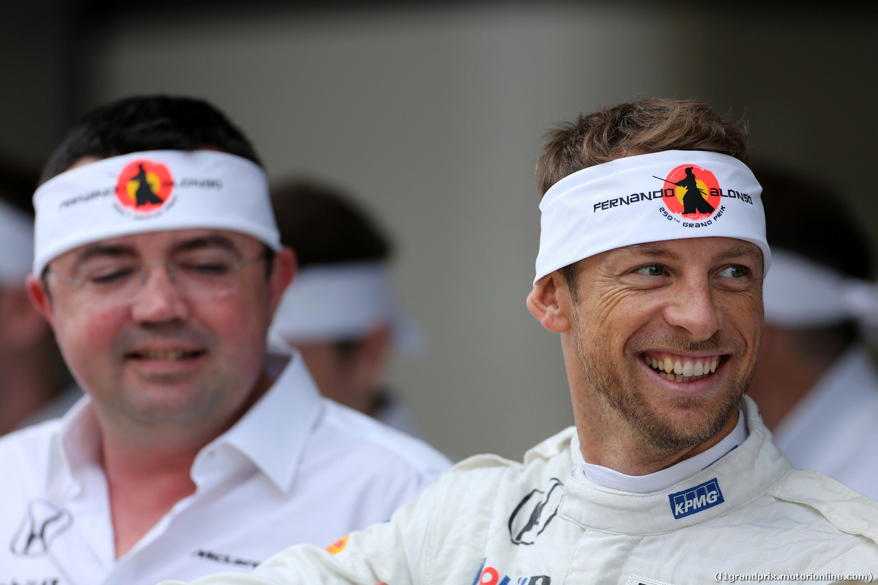 GP RUSSIA, 09.10.2015 - Prove Libere 1, Jenson Button (GBR)  McLaren Honda MP4-30.