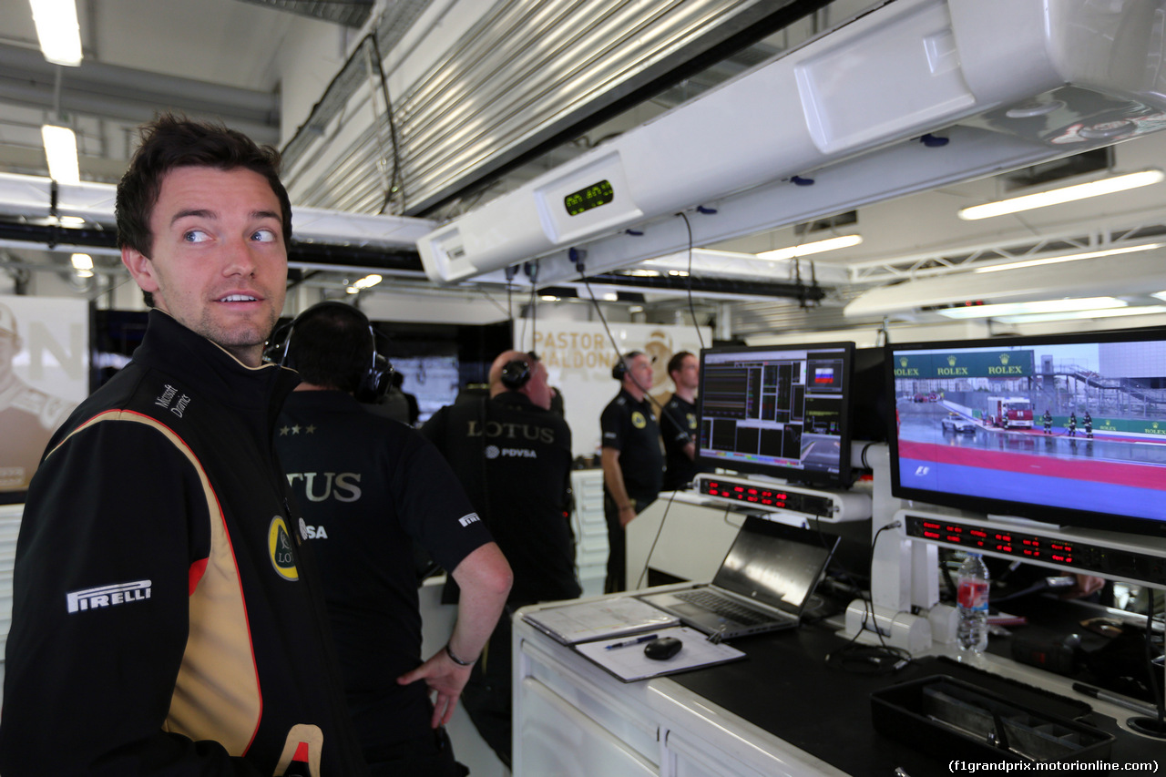 GP RUSSIA, 09.10.2015 - Prove Libere 1, Jolyon Palmer (GBR) Test Driver, Lotus F1 Team