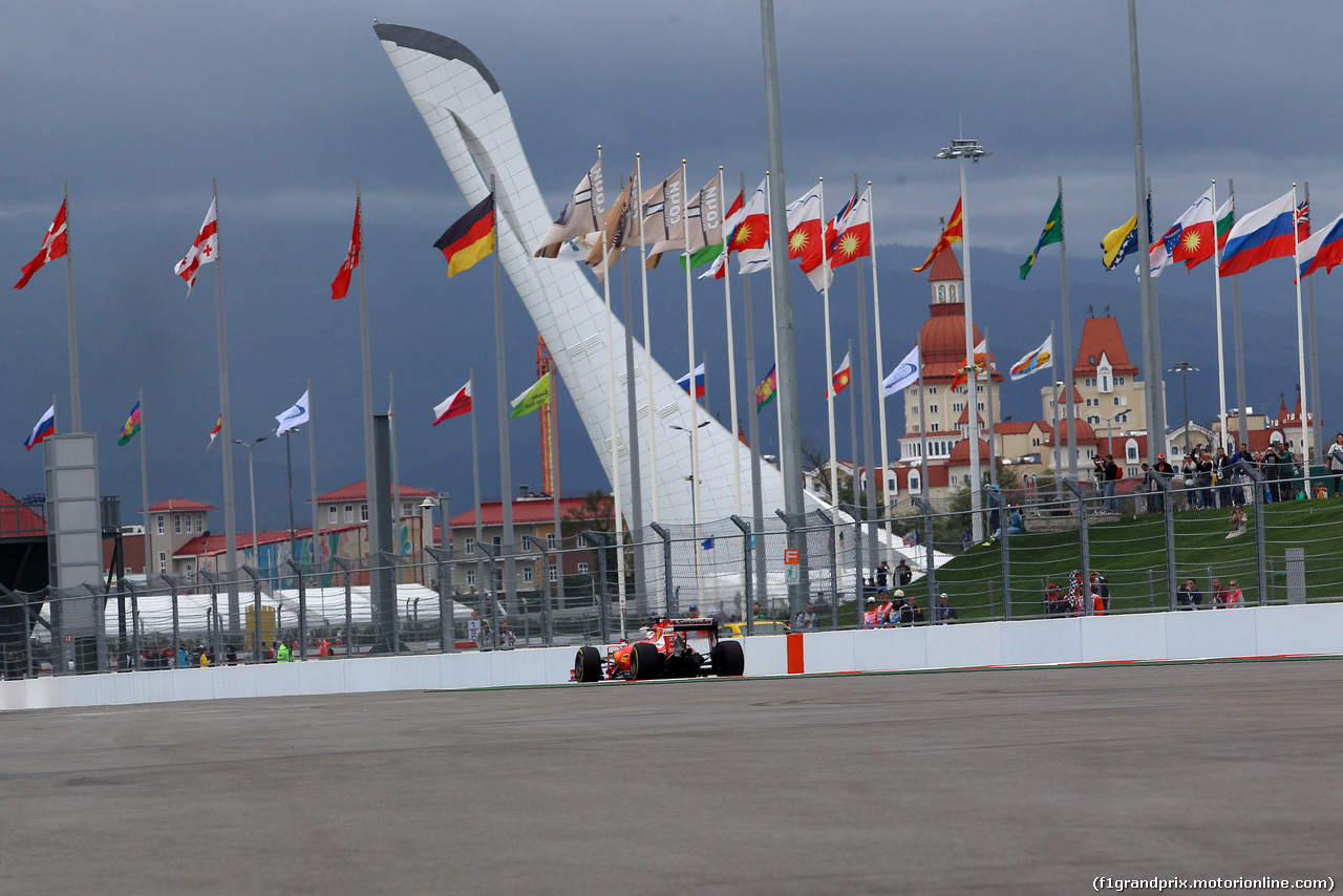 GP RUSSIA, 09.10.2015 - Prove Libere 1, Sebastian Vettel (GER) Ferrari SF15-T