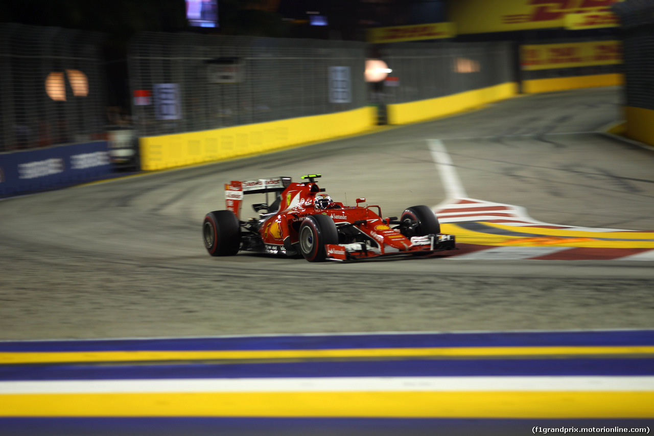 GP SINGAPORE, 20.09.2015 - Gara, Kimi Raikkonen (FIN) Ferrari SF15-T