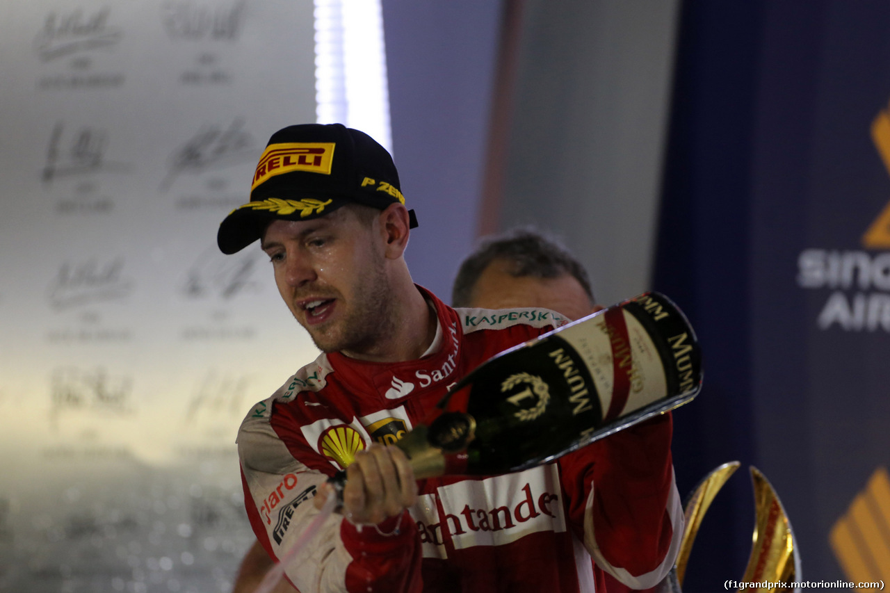 GP SINGAPORE, 20.09.2015 - Gara, Sebastian Vettel (GER) Ferrari SF15-T vincitore