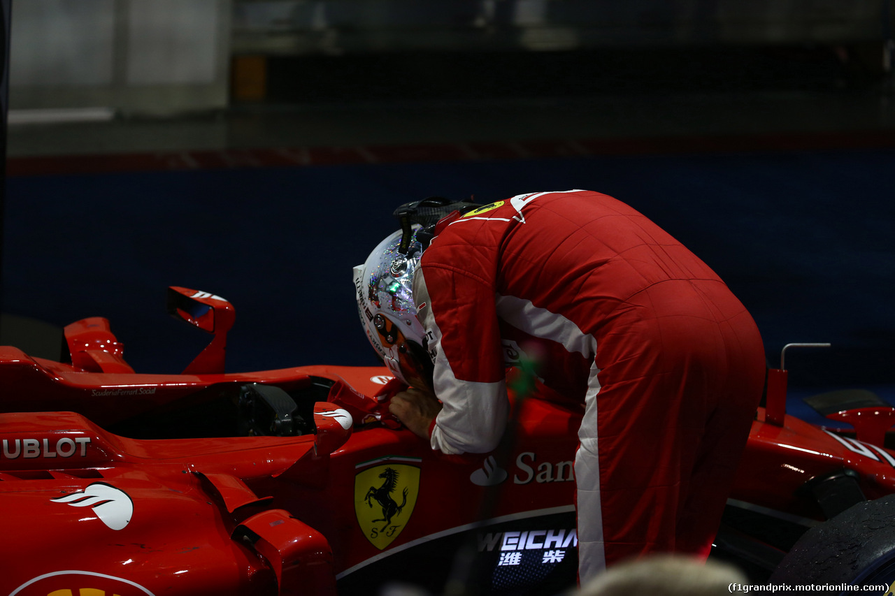 GP SINGAPORE, 20.09.2015 - Gara, Sebastian Vettel (GER) Ferrari SF15-T vincitore