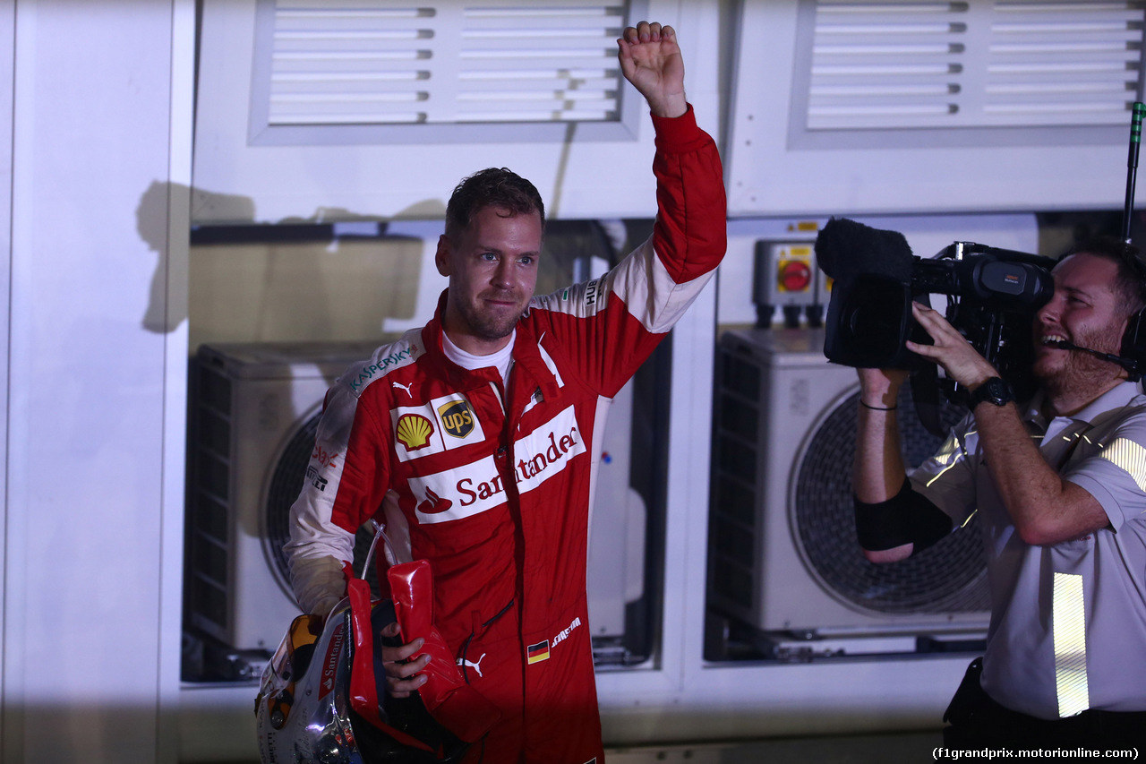 GP SINGAPORE, 20.09.2015 - Gara, Sebastian Vettel (GER) Ferrari SF15-T vincitore