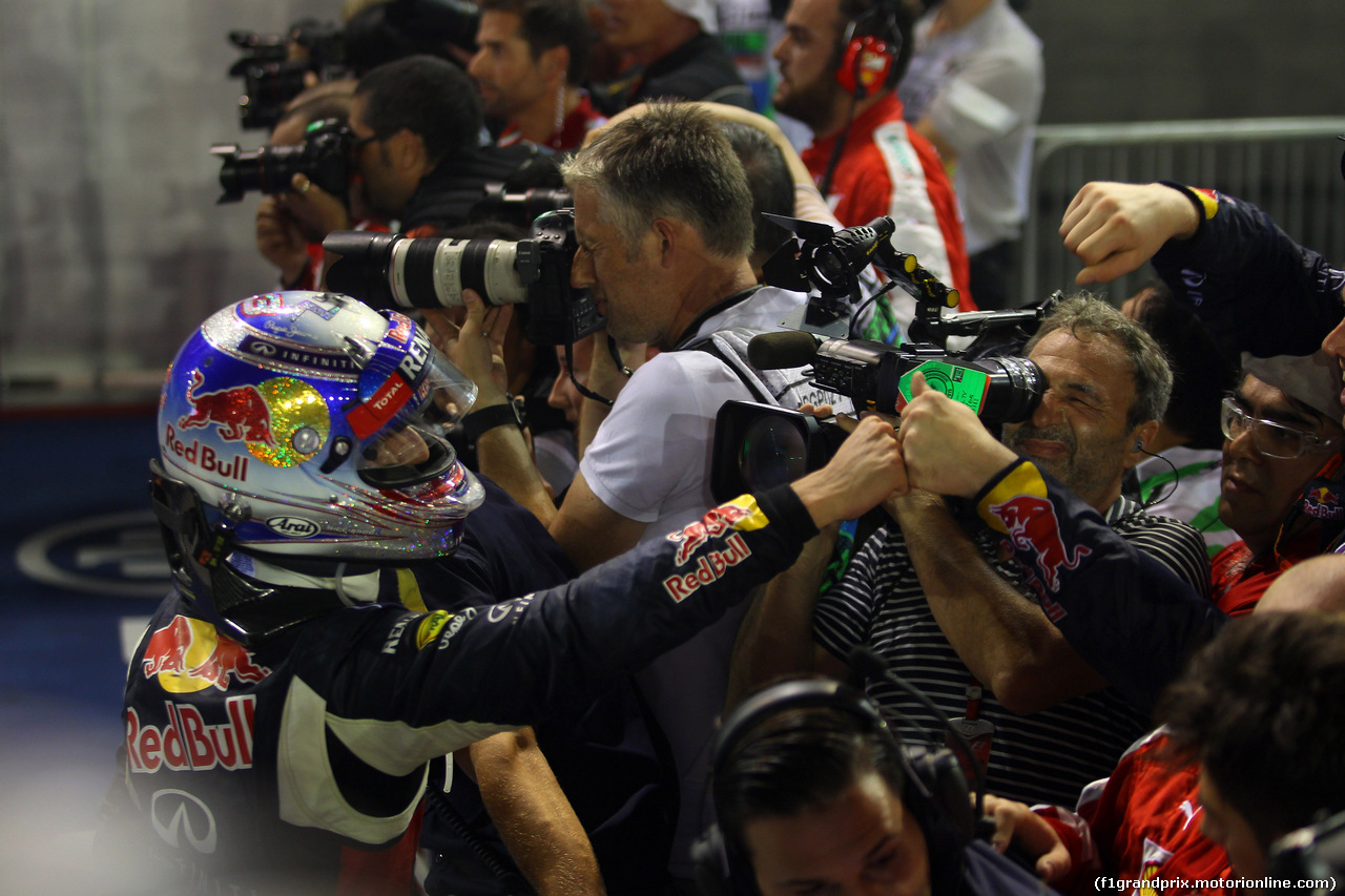GP SINGAPORE, 20.09.2015 - Gara, secondo Daniel Ricciardo (AUS) Red Bull Racing RB11