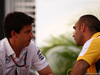 GP SINGAPORE, 20.09.2015 - Toto Wolff (GER) Mercedes AMG F1 Shareholder e Executive Director e Cyril Abiteboul (FRA) Renault Sport F1 Managing Director