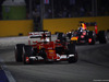 GP SINGAPORE, 20.09.2015 - Gara, Sebastian Vettel (GER) Ferrari SF15-T davanti a Daniel Ricciardo (AUS) Red Bull Racing RB11
