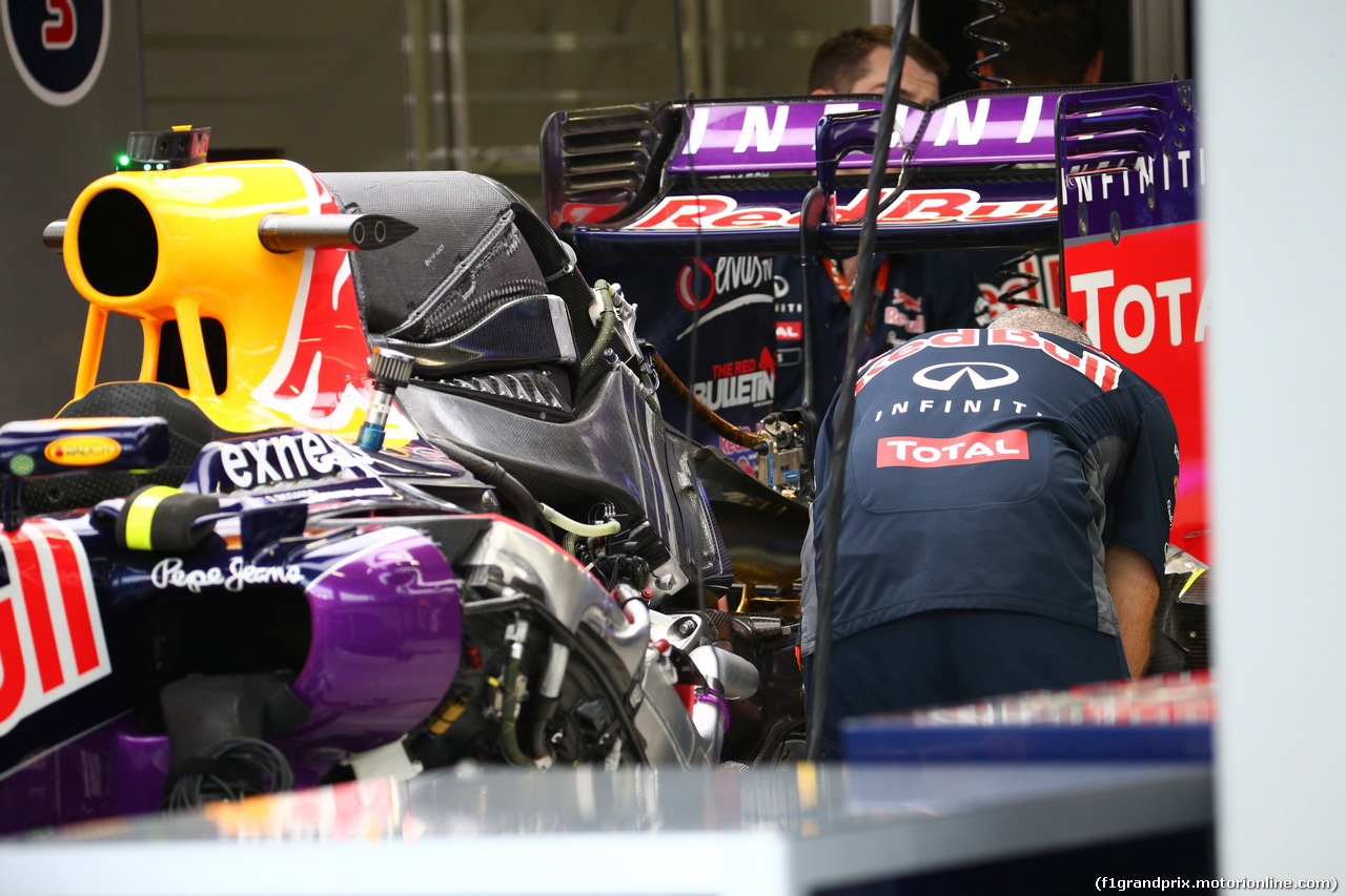GP SINGAPORE, 17.09.2015 - Red Bull Racing RB11, detail