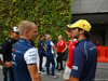 GP SINGAPORE, 17.09.2015 - Valtteri Bottas (FIN) Williams F1 Team FW37 e Felipe Nasr (BRA) Sauber C34