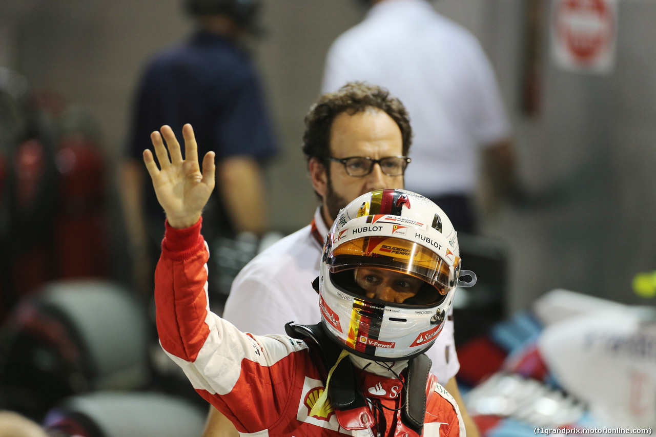 GP SINGAPORE, 19.09.2015 - Qualifiche, Sebastian Vettel (GER) Ferrari SF15-T pole position