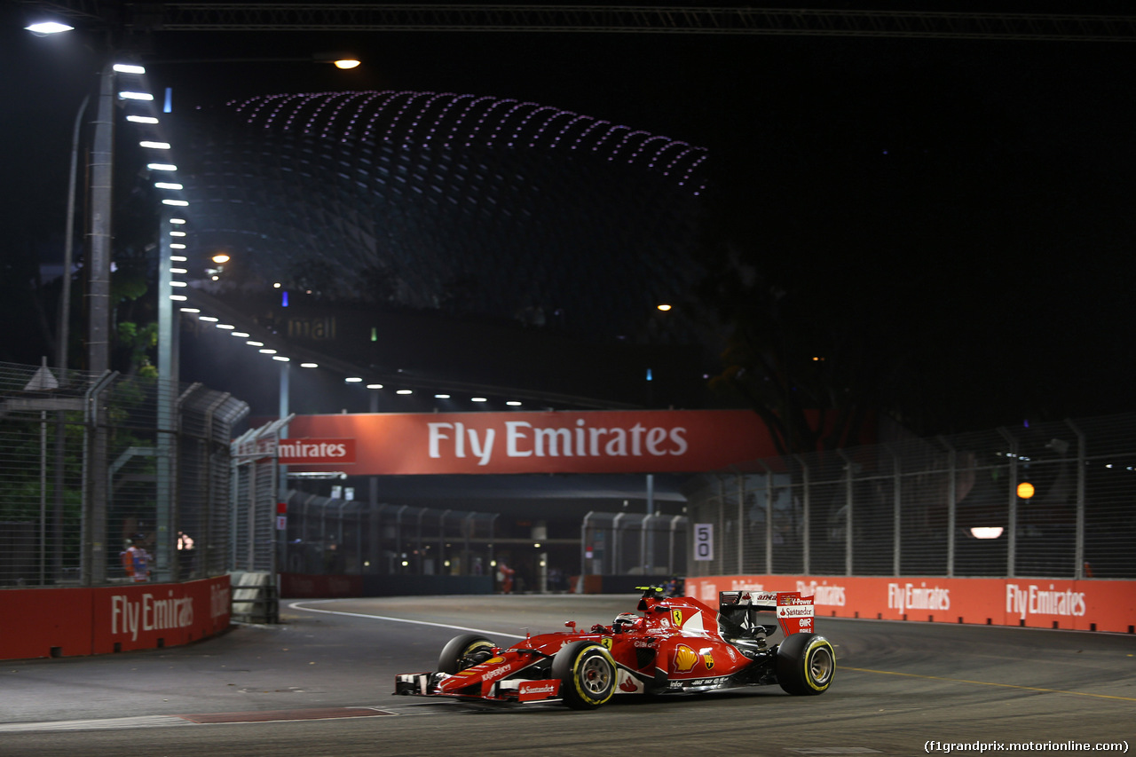 GP SINGAPORE, 19.09.2015 - Qualifiche, Kimi Raikkonen (FIN) Ferrari SF15-T