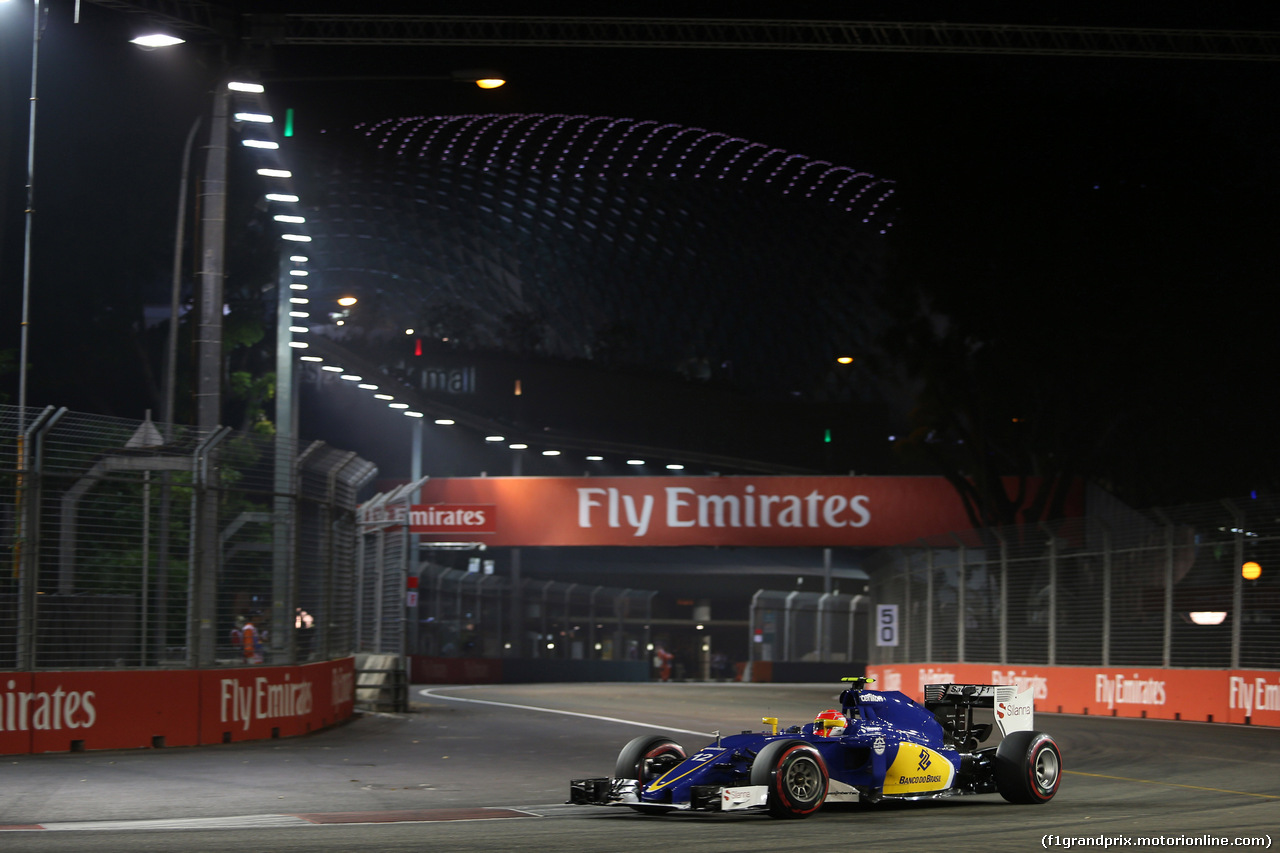 GP SINGAPORE, 19.09.2015 - Qualifiche, Felipe Nasr (BRA) Sauber C34