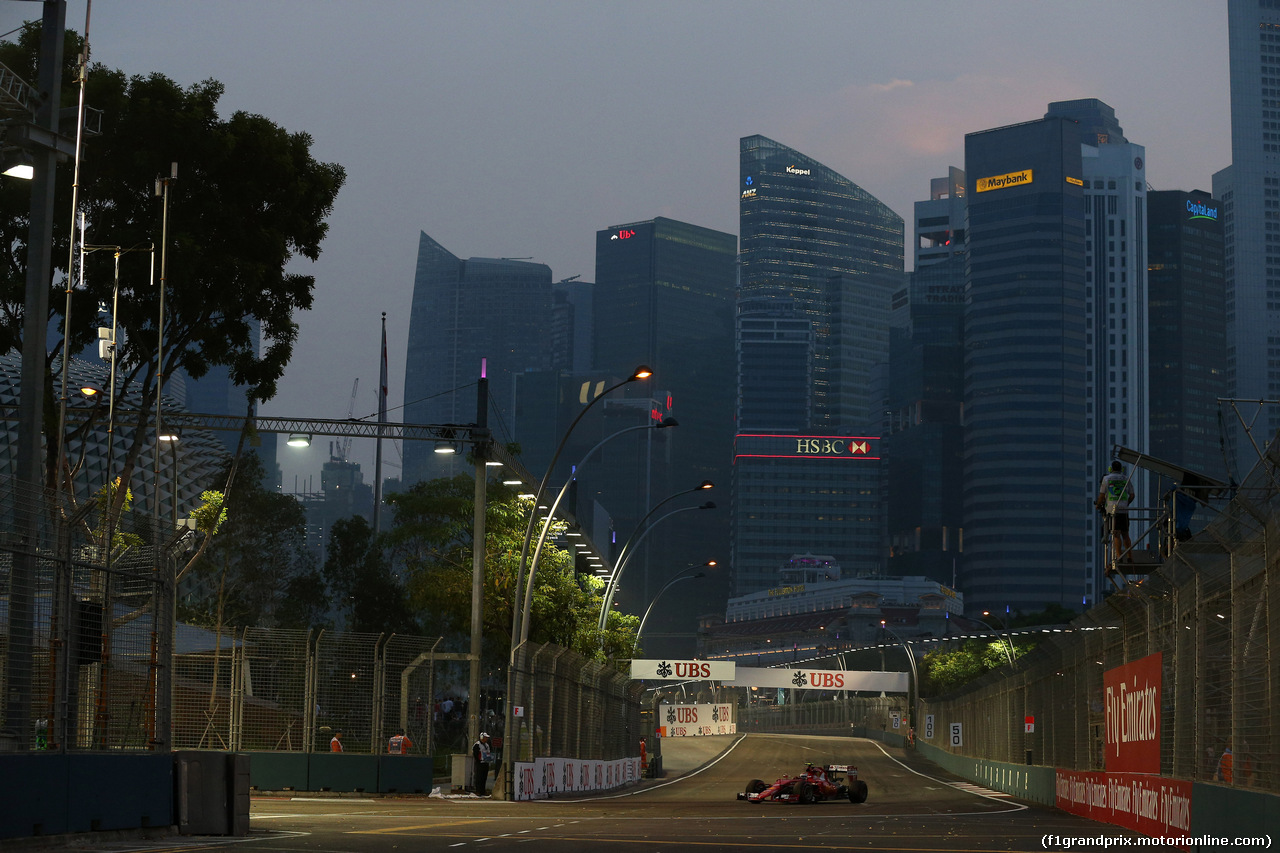 GP SINGAPORE, 19.09.2015 - Prove Libere 3, Kimi Raikkonen (FIN) Ferrari SF15-T