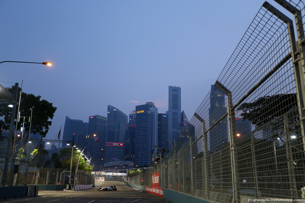 GP SINGAPORE, 19.09.2015 - Prove Libere 3, Felipe Massa (BRA) Williams F1 Team FW37