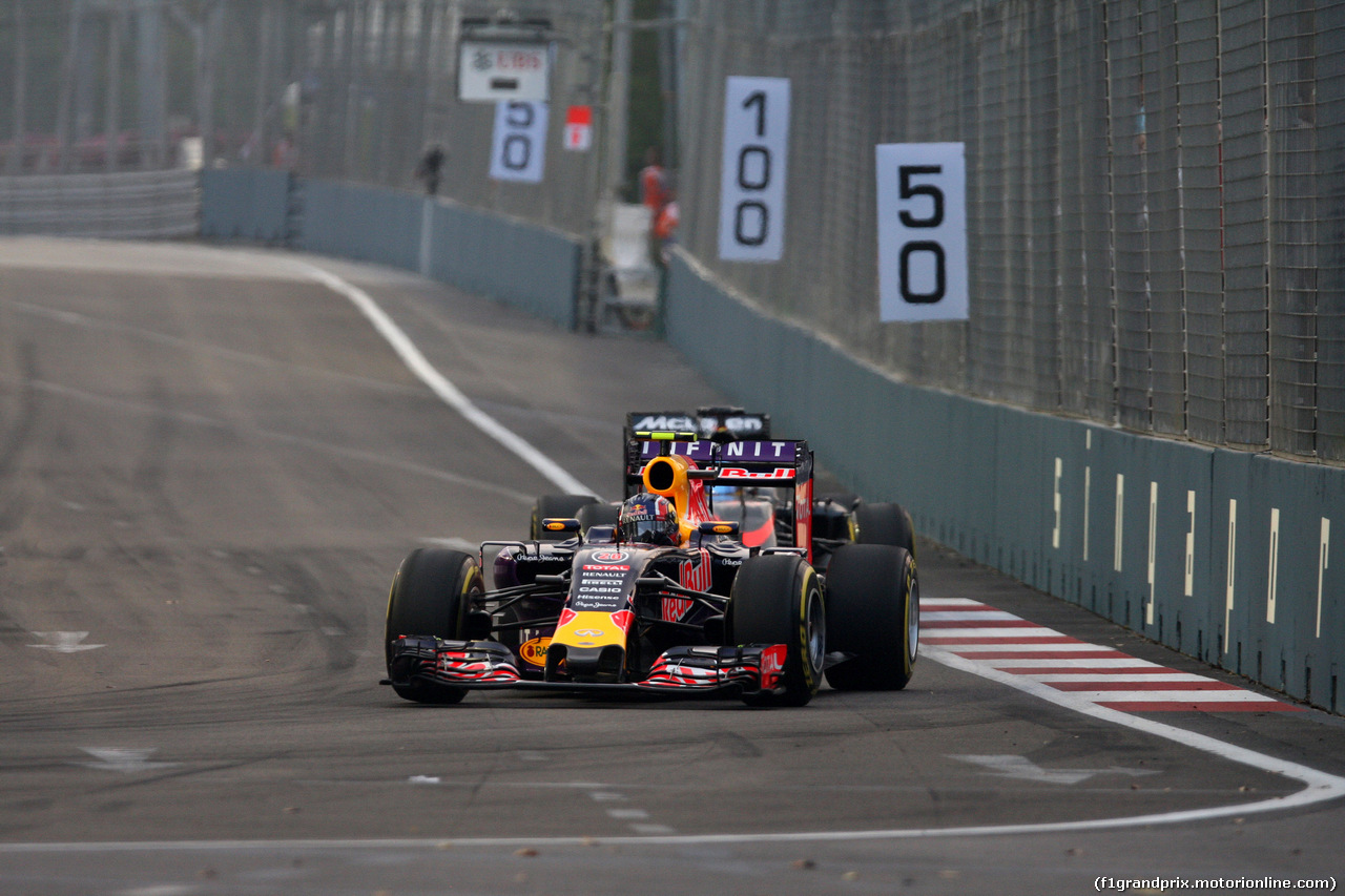 GP SINGAPORE, 19.09.2015 - Prove Libere 3, Daniil Kvyat (RUS) Red Bull Racing RB11