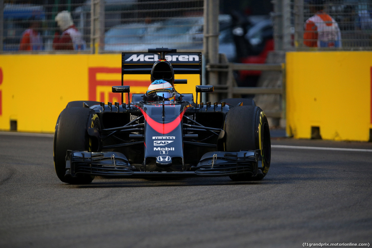 GP SINGAPORE, 19.09.2015 - Prove Libere 3, Fernando Alonso (ESP) McLaren Honda MP4-30