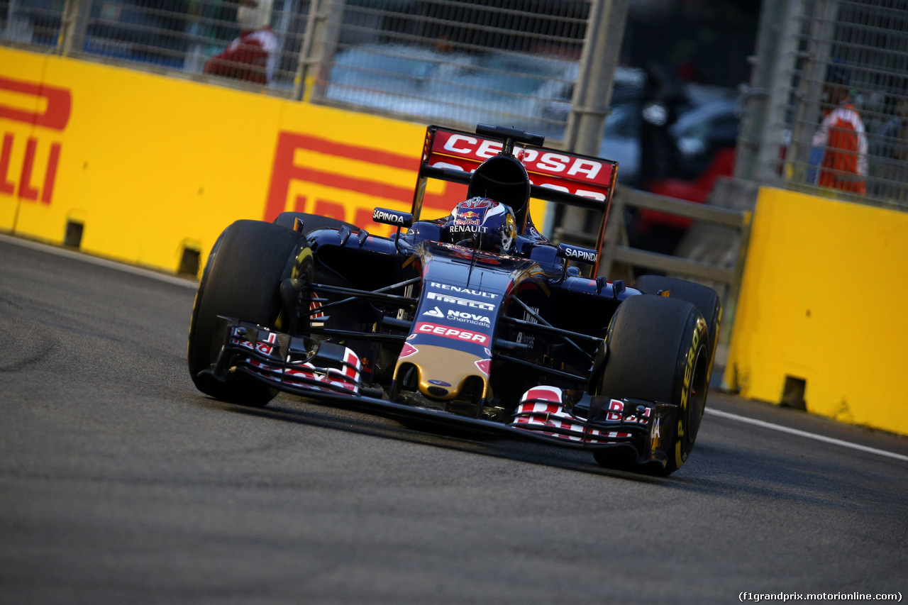 GP SINGAPORE, 19.09.2015 - Prove Libere 3, Max Verstappen (NED) Scuderia Toro Rosso STR10
