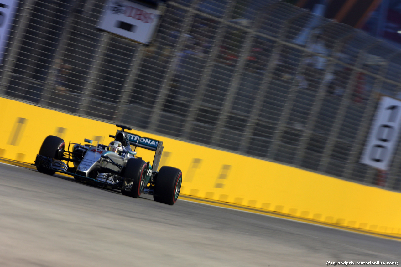 GP SINGAPORE, 19.09.2015 - Prove Libere 3, Lewis Hamilton (GBR) Mercedes AMG F1 W06