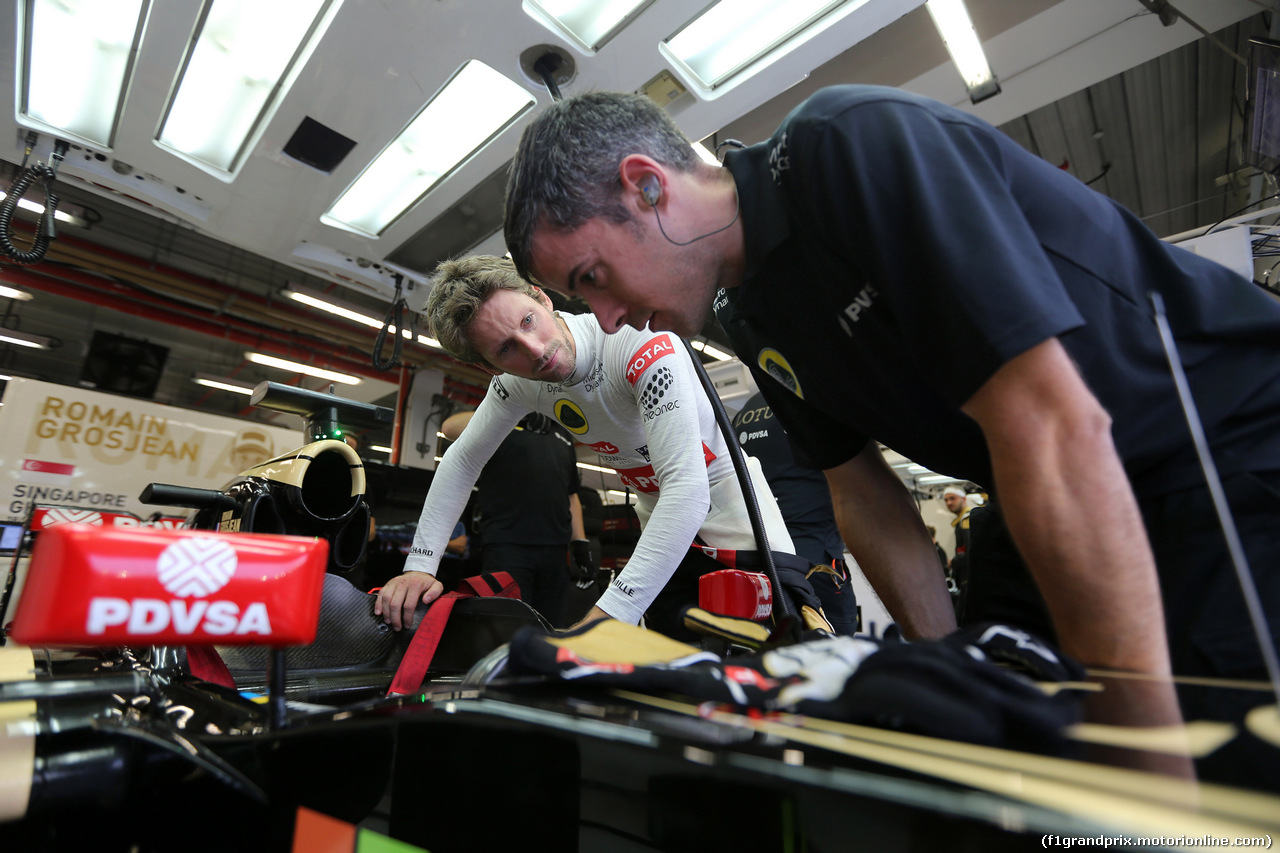 GP SINGAPORE, 19.09.2015 - Prove Libere 3, Romain Grosjean (FRA) Lotus F1 Team E23