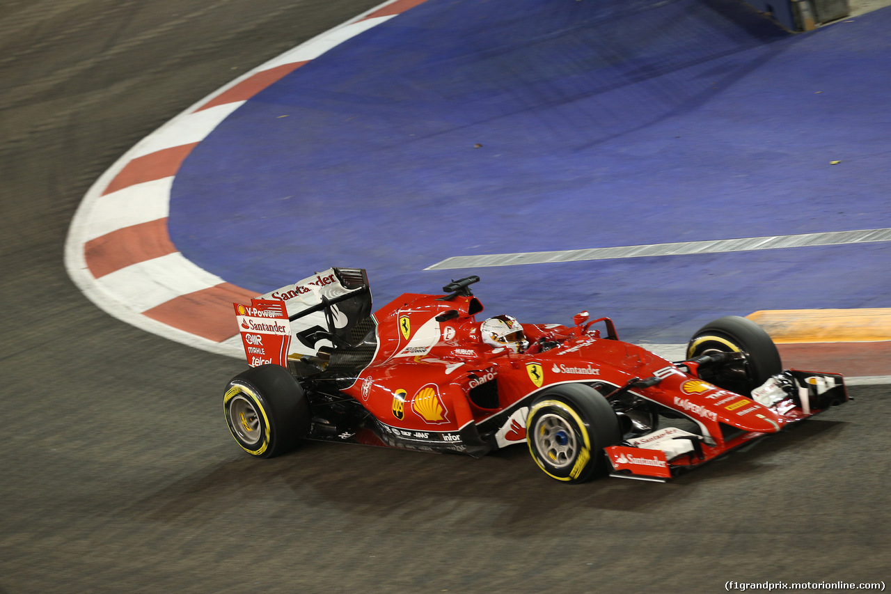 GP SINGAPORE, 19.09.2015 - Qualifiche, Sebastian Vettel (GER) Ferrari SF15-T