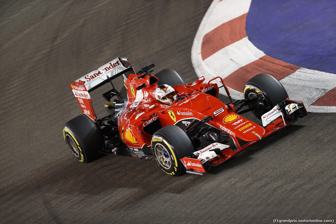 GP SINGAPORE, 19.09.2015 - Qualifiche, Sebastian Vettel (GER) Ferrari SF15-T