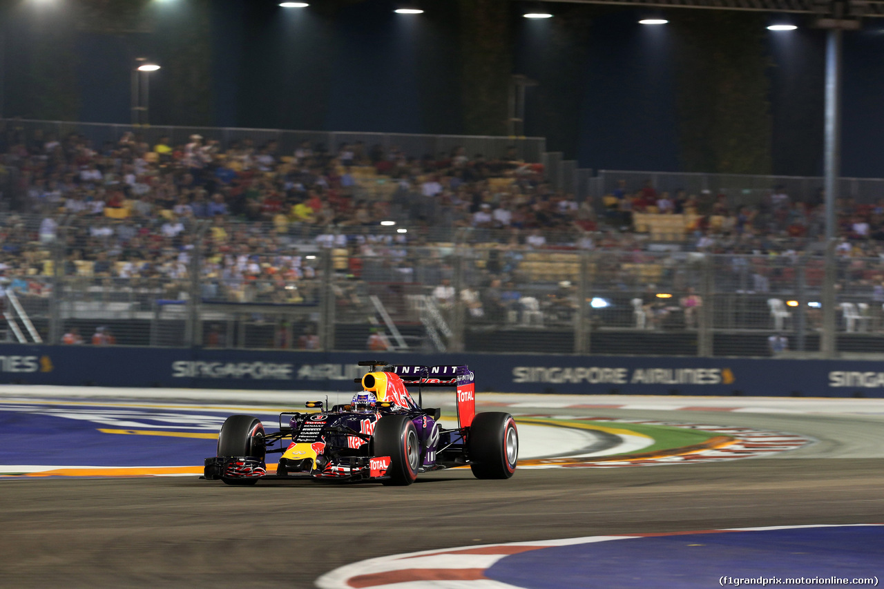 GP SINGAPORE, 19.09.2015 - Qualifiche, Daniel Ricciardo (AUS) Red Bull Racing RB11