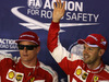 GP SINGAPORE, 19.09.2015 - Qualifiche, Kimi Raikkonen (FIN) Ferrari SF15-T e Sebastian Vettel (GER) Ferrari SF15-T pole position