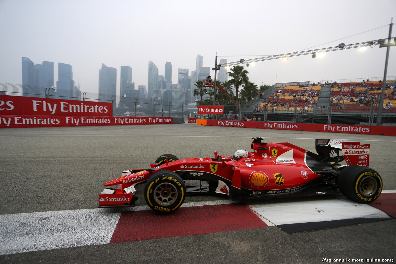 GP SINGAPORE, 18.09.2015 - Prove Libere 1, Sebastian Vettel (GER) Ferrari SF15-T