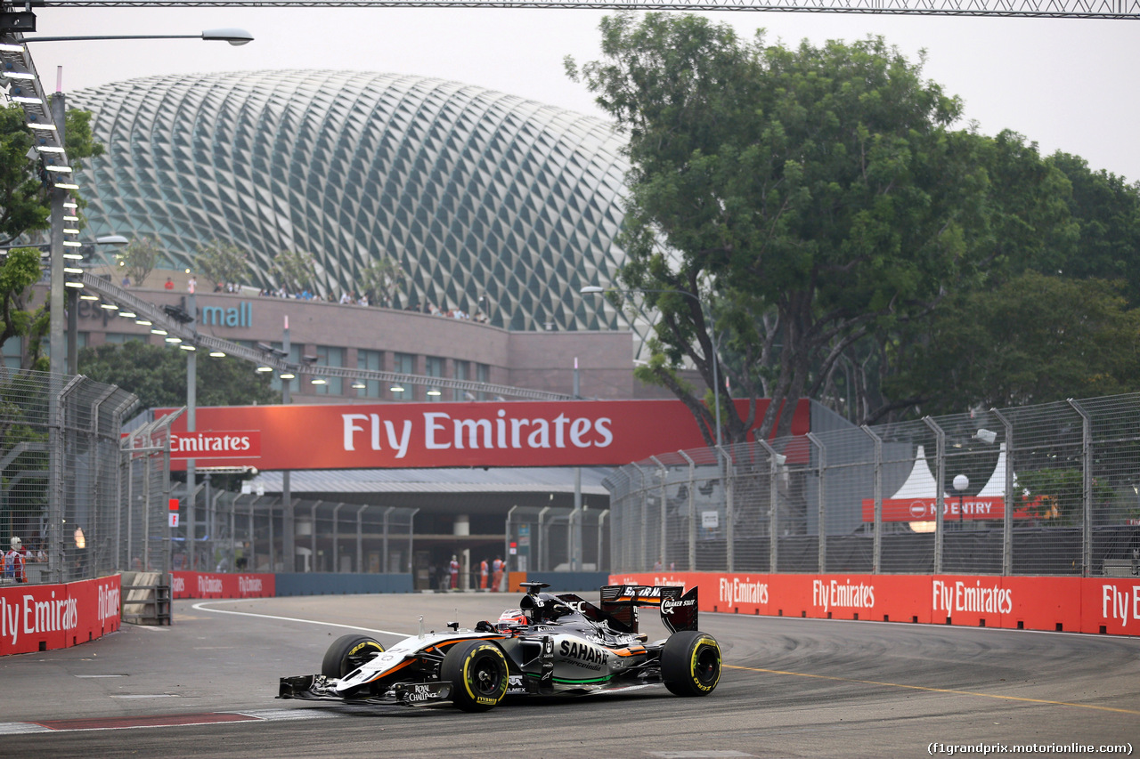 GP SINGAPORE, 18.09.2015 - Prove Libere 1, Nico Hulkenberg (GER) Sahara Force India F1 VJM08