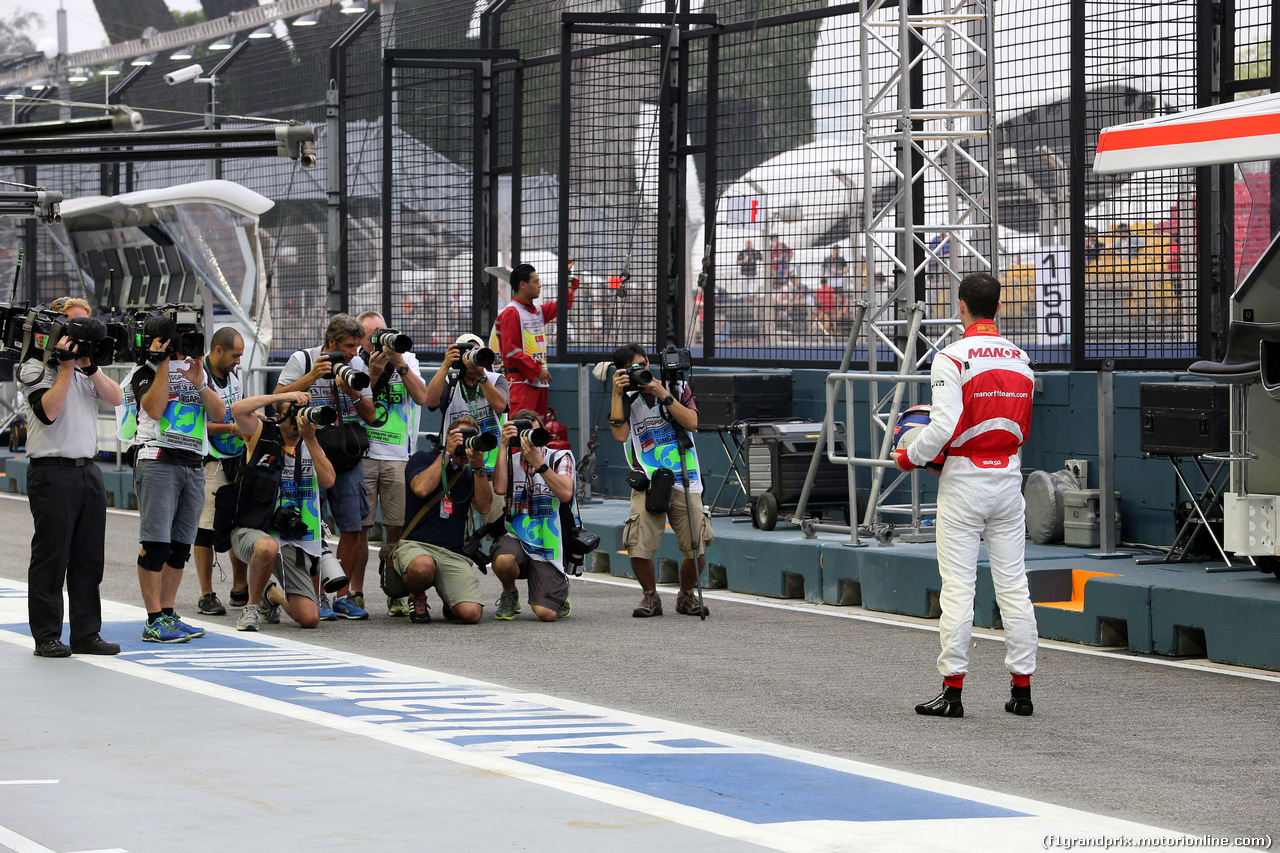 GP SINGAPORE, 18.09.2015 - Prove Libere 1, Alexander Rossi (USA) Manor Marussia F1 Team