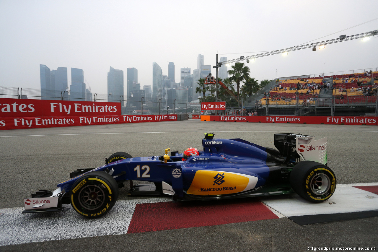 GP SINGAPORE, 18.09.2015 - Prove Libere 1, Felipe Nasr (BRA) Sauber C34
