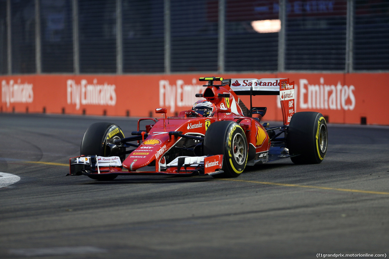 GP SINGAPORE, 18.09.2015 - Prove Libere 1, Kimi Raikkonen (FIN) Ferrari SF15-T