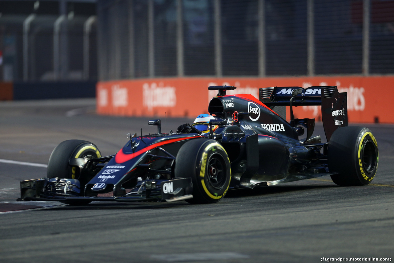 GP SINGAPORE, 18.09.2015 - Prove Libere 1, Fernando Alonso (ESP) McLaren Honda MP4-30