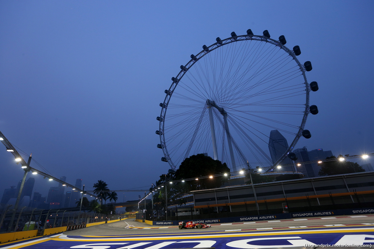 GP SINGAPORE, 18.09.2015 - Prove Libere 1, Kimi Raikkonen (FIN) Ferrari SF15-T