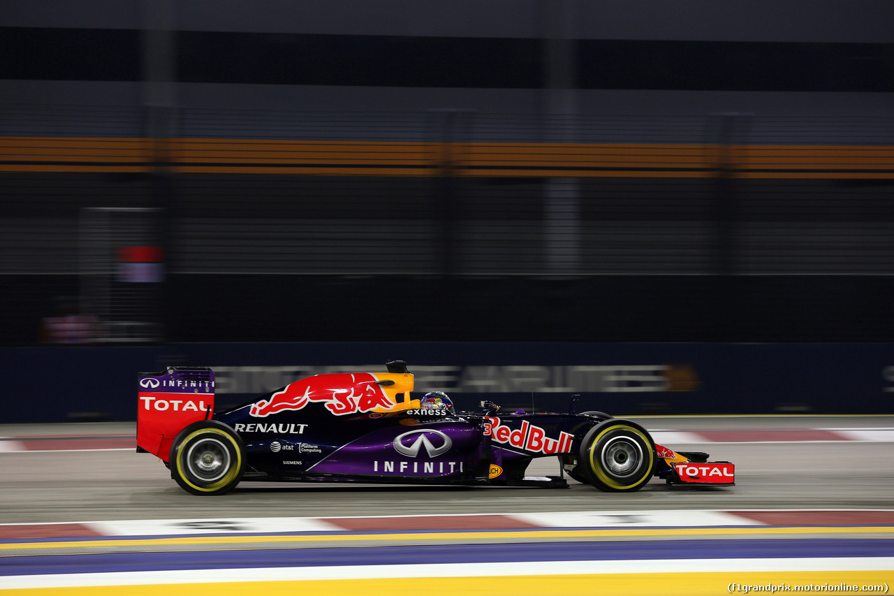 GP SINGAPORE, 18.09.2015 - Prove Libere 1, Daniel Ricciardo (AUS) Red Bull Racing RB11