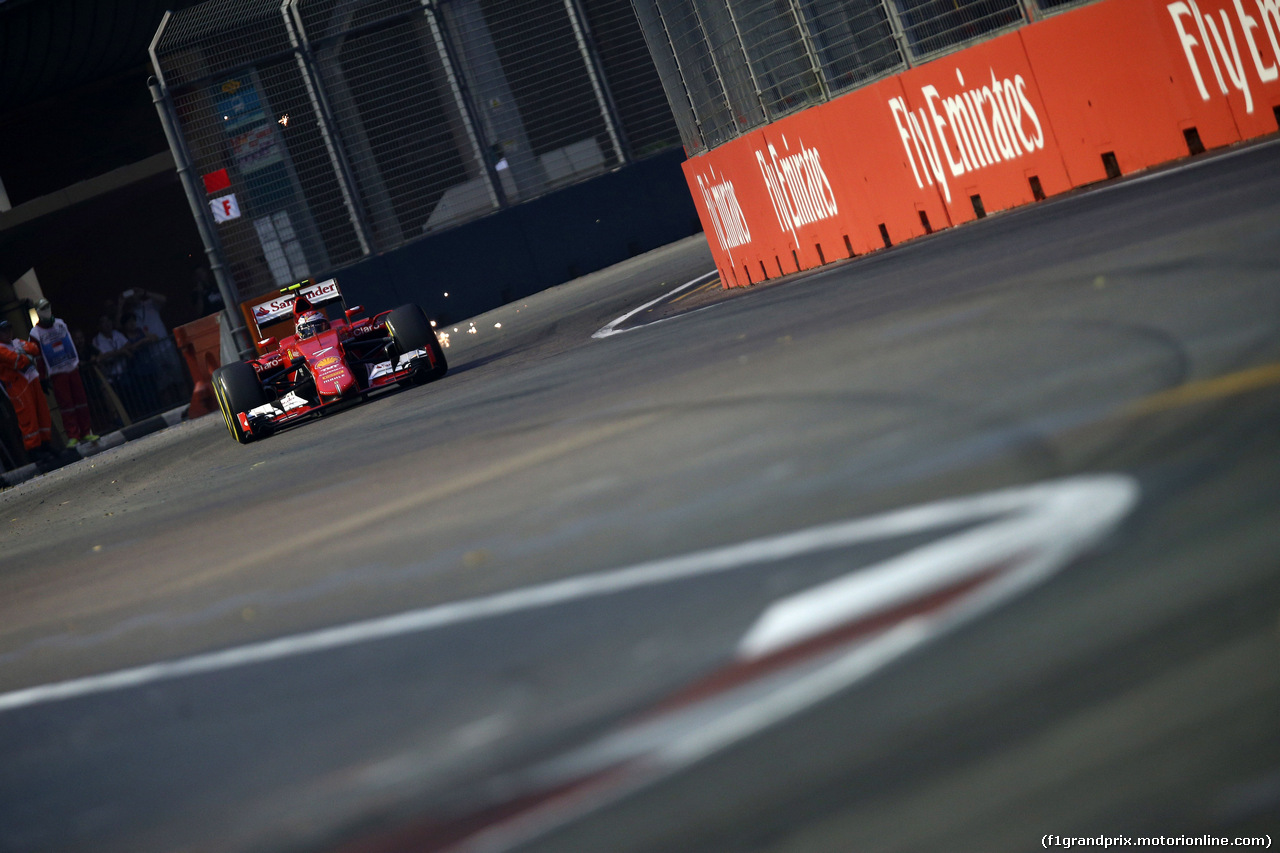 GP SINGAPORE, 18.09.2015 - Prove Libere 1, Kimi Raikkonen (FIN) Ferrari SF15-T