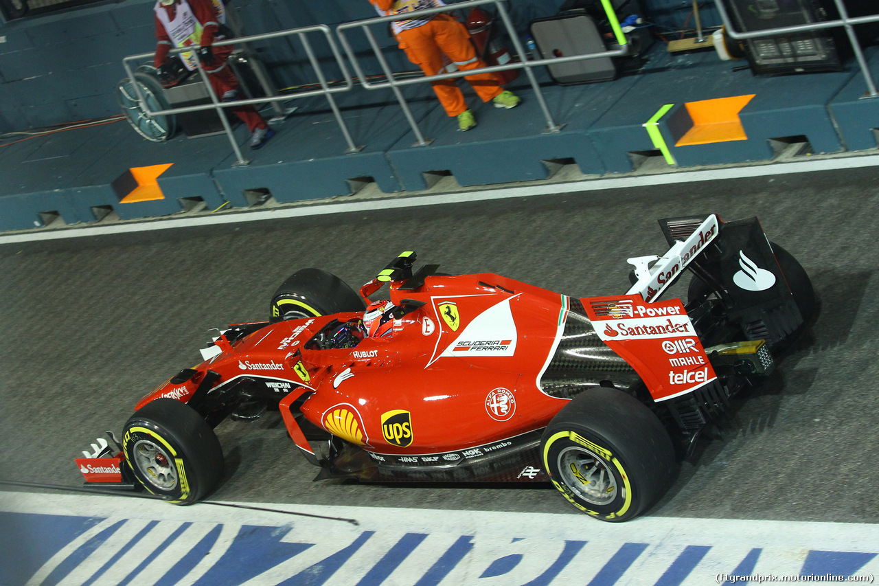 GP SINGAPORE, 18.09.2015 - Prove Libere 2, Kimi Raikkonen (FIN) Ferrari SF15-T