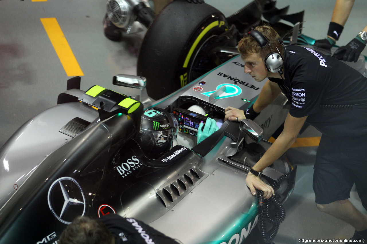 GP SINGAPORE, 18.09.2015 - Prove Libere 2, Nico Rosberg (GER) Mercedes AMG F1 W06