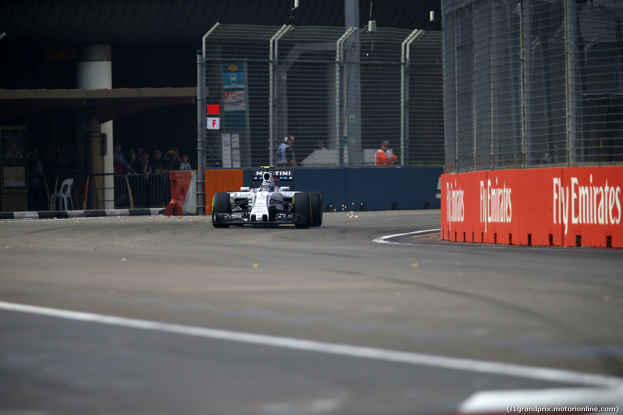 GP SINGAPORE, 18.09.2015 - Prove Libere 1, Valtteri Bottas (FIN) Williams F1 Team FW37